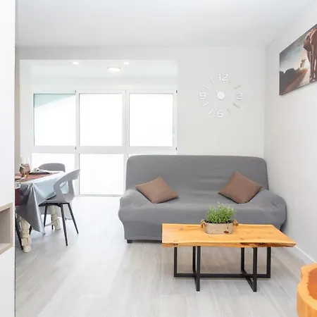 Romantico, Acogedor Y Moderno. Empuriabrava